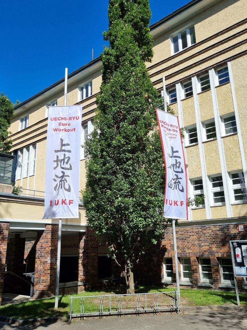 RT Halle festlich geschmückt